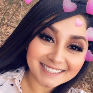 Meet your Posher, Abigail